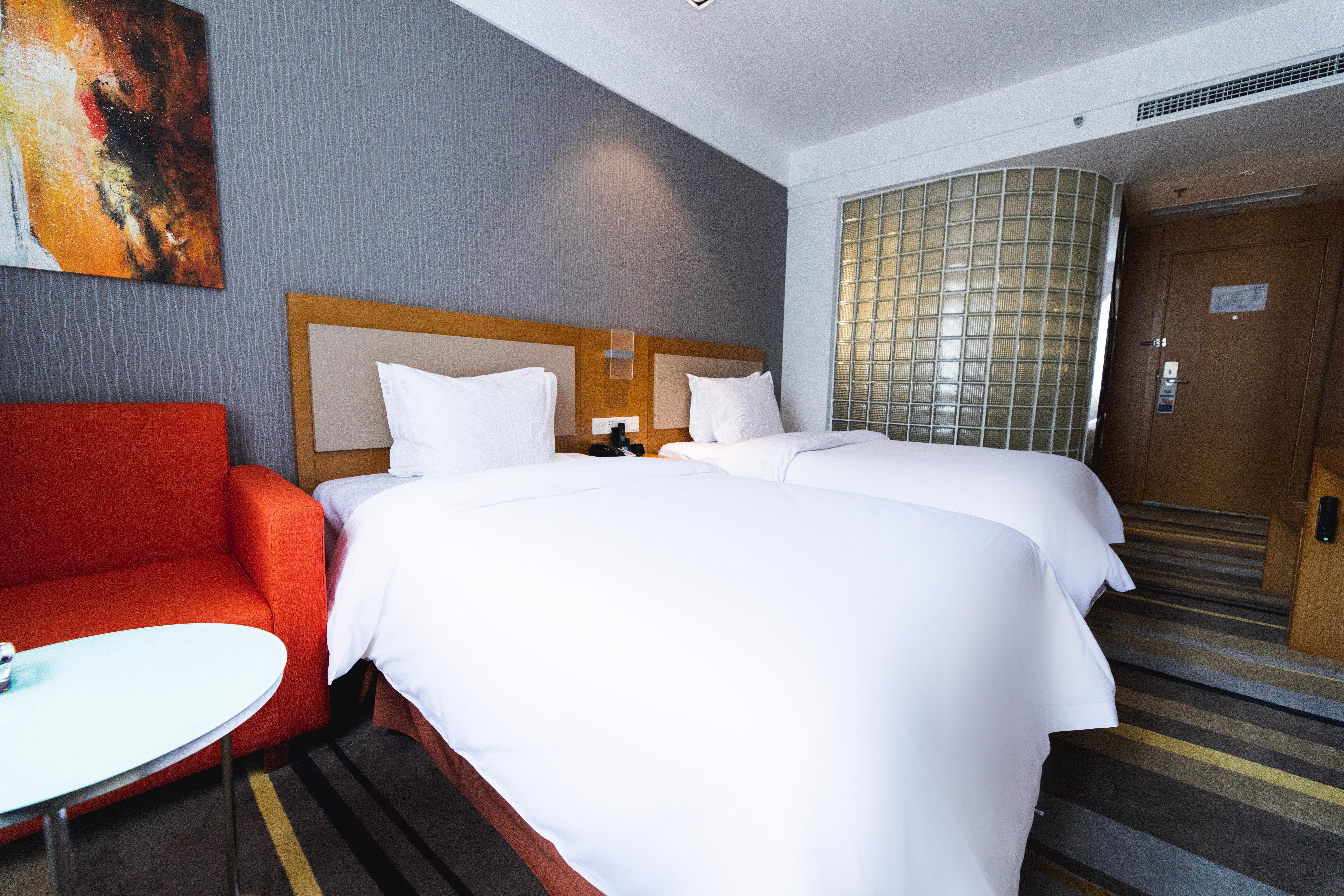 Holiday Inn Express Daocheng Yading, An Ihg Hotel Екстер'єр фото
