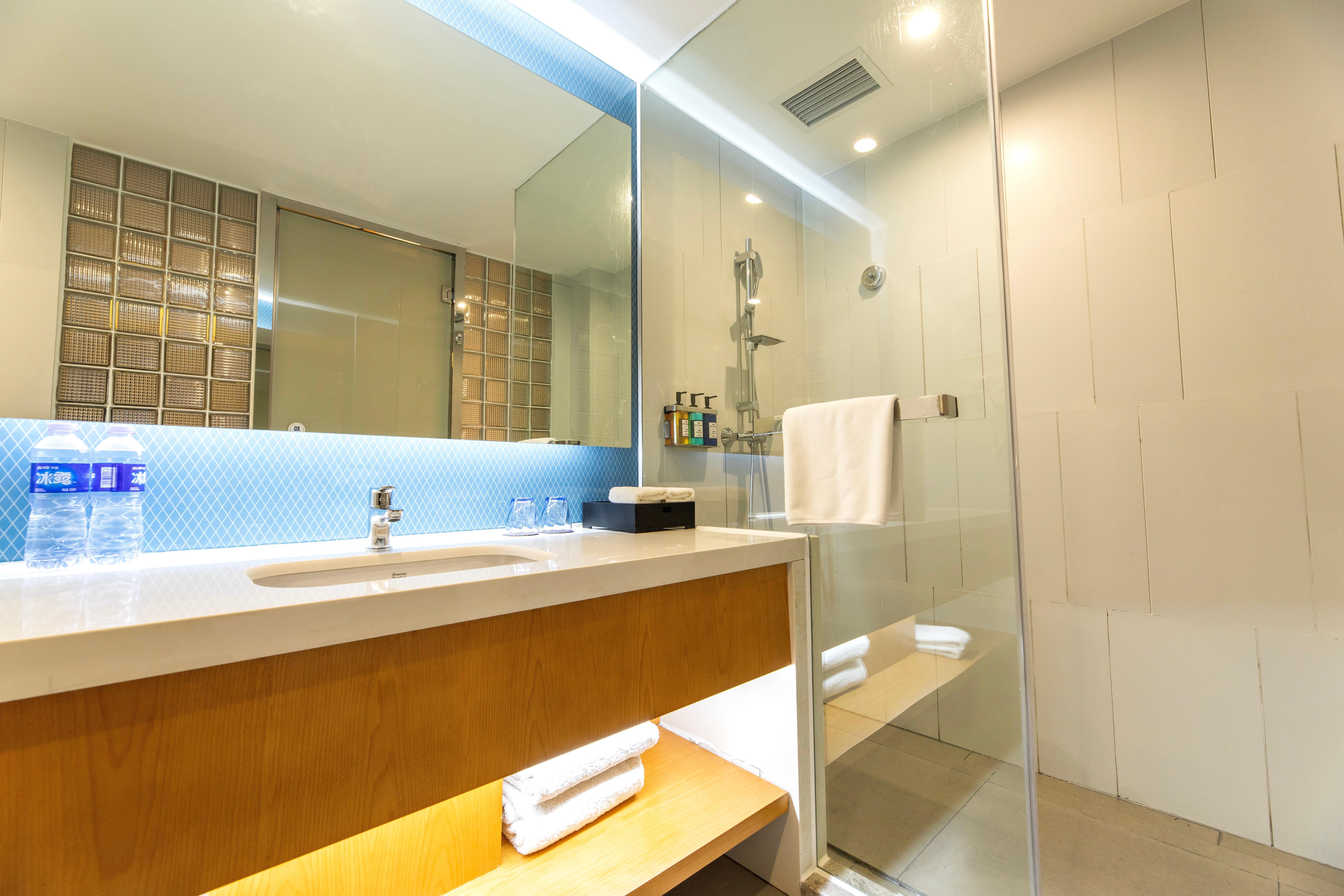 Holiday Inn Express Daocheng Yading, An Ihg Hotel Екстер'єр фото
