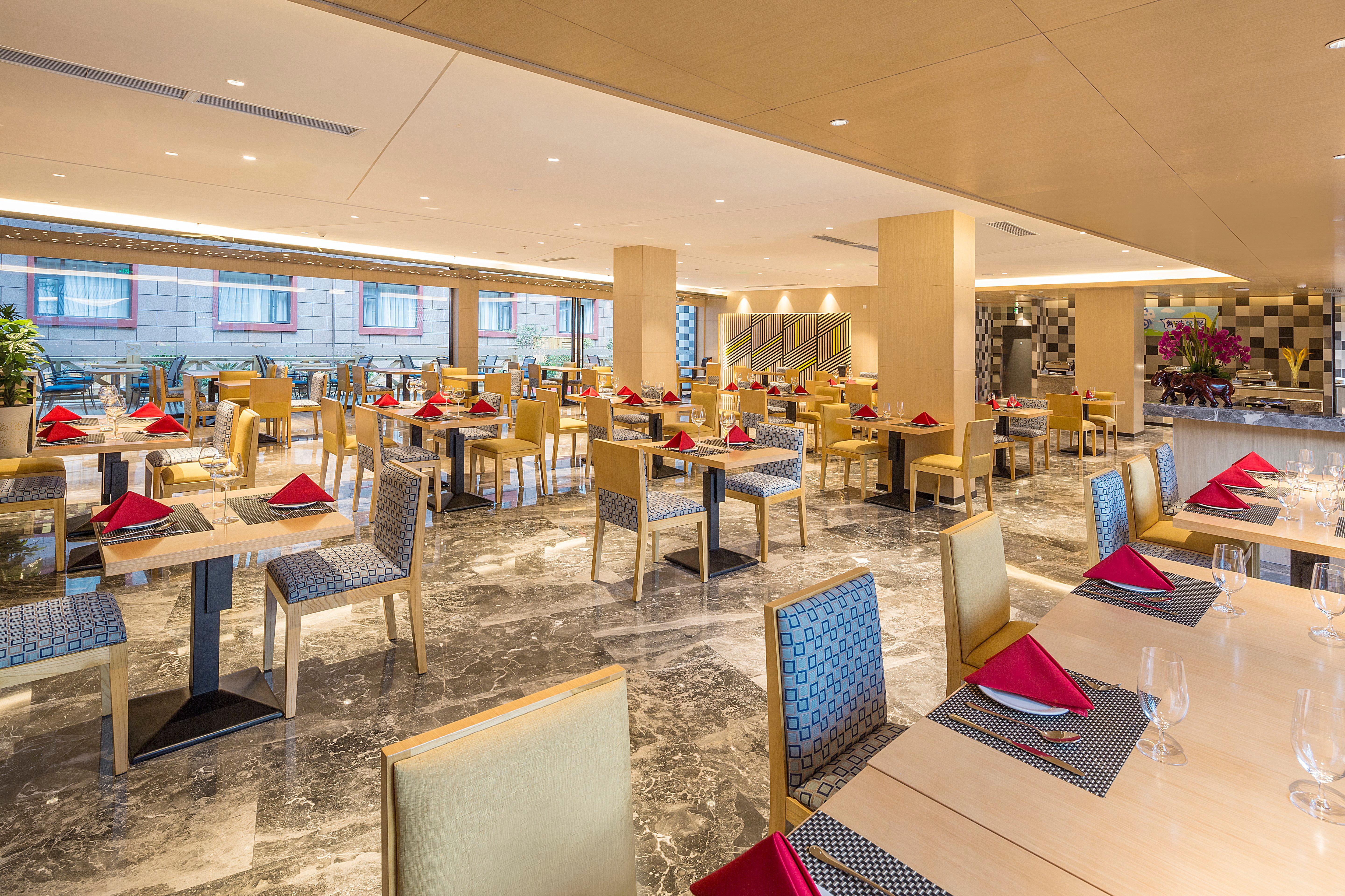 Holiday Inn Express Daocheng Yading, An Ihg Hotel Екстер'єр фото